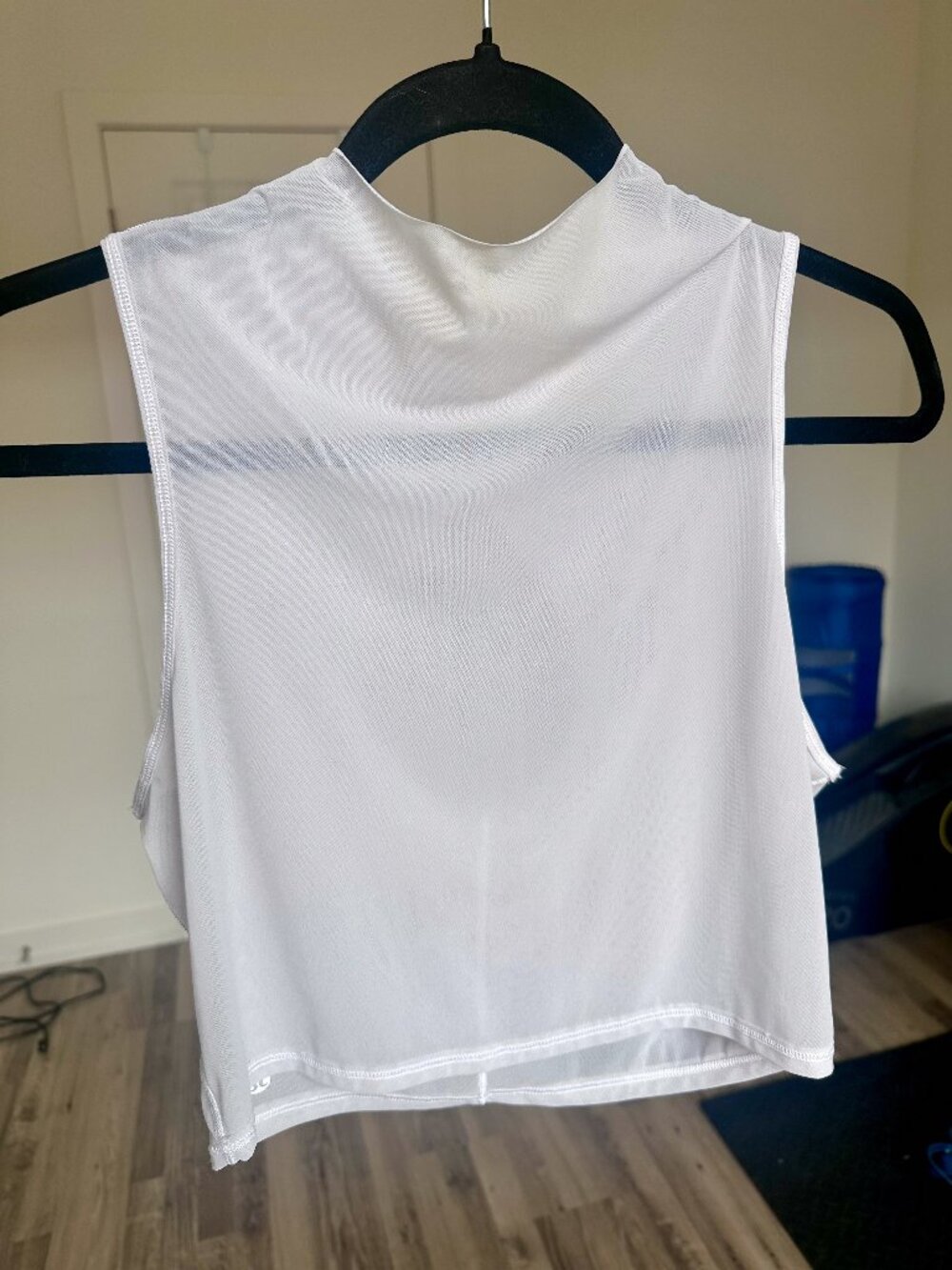 Lululemon Keyhole Mesh Tank Top in White | Size Small